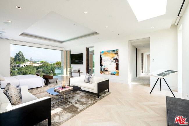 Building Photo - 642 Perugia Way