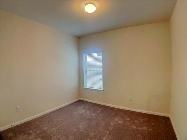 Building Photo - 13911 Stripling Ln