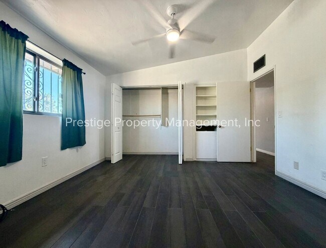 Building Photo - 3407 East 5th Street