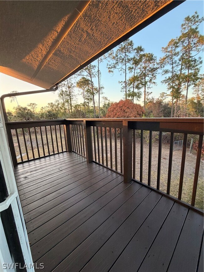 Building Photo - 3711 4th Ave NE