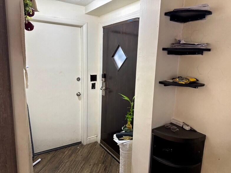 Building Photo - 239 Morningside Ave