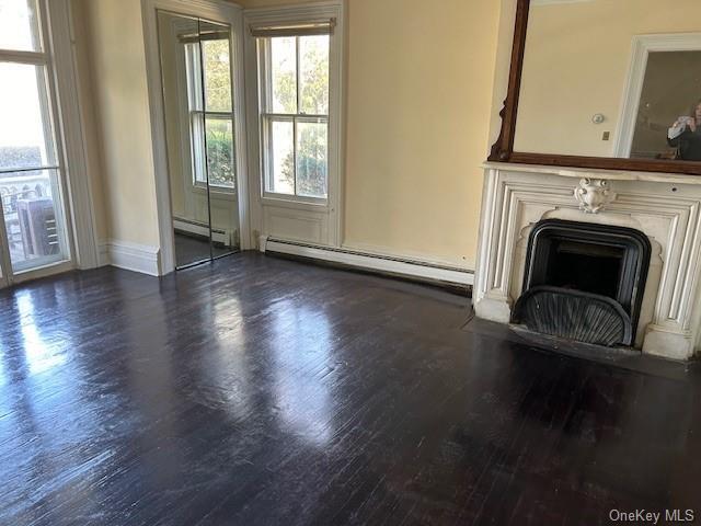 Building Photo - 8 Grove St