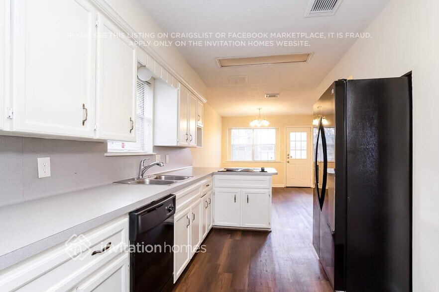 Building Photo - 23923 Spring Elms Dr