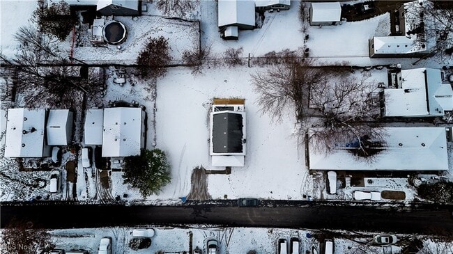 Building Photo - 218 Roxboro Rd