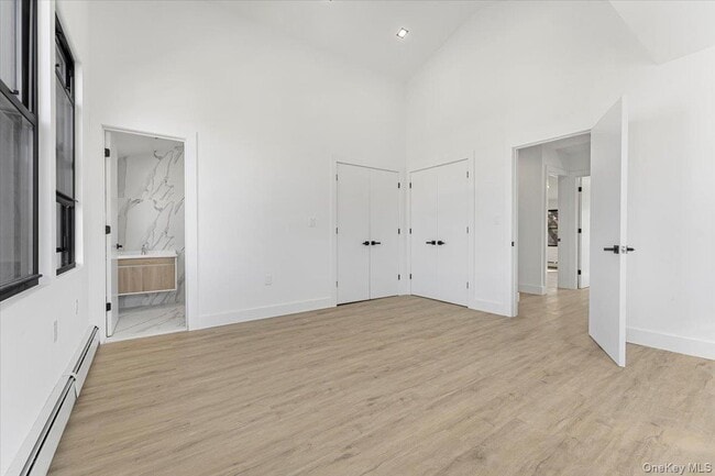 Building Photo - 4422 Avenue M