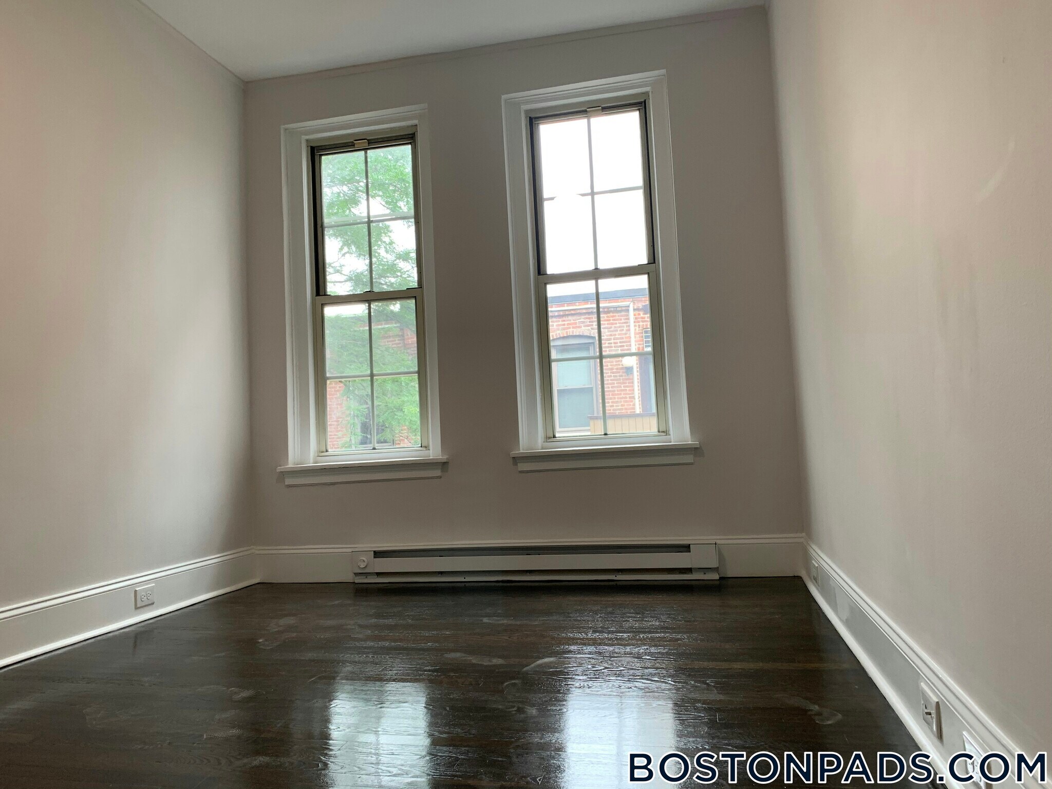 Building Photo - 32 Clearway St
