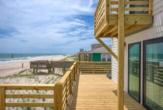 Building Photo - OCEANFRONT FURNISHED OFF-SEASON MONTHLY RE...