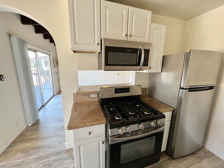 Building Photo - 3608 Keystone Av