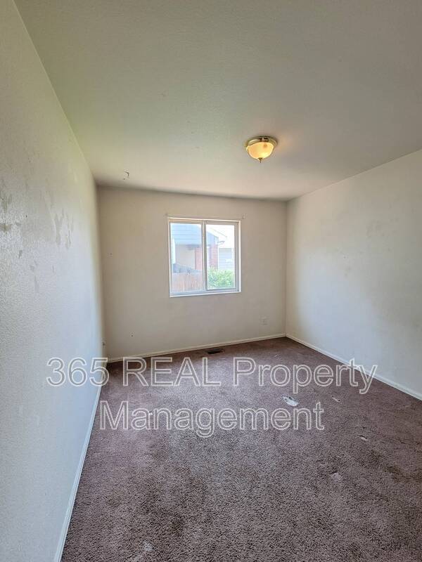 Building Photo - 3821 Tumbleweed Dr