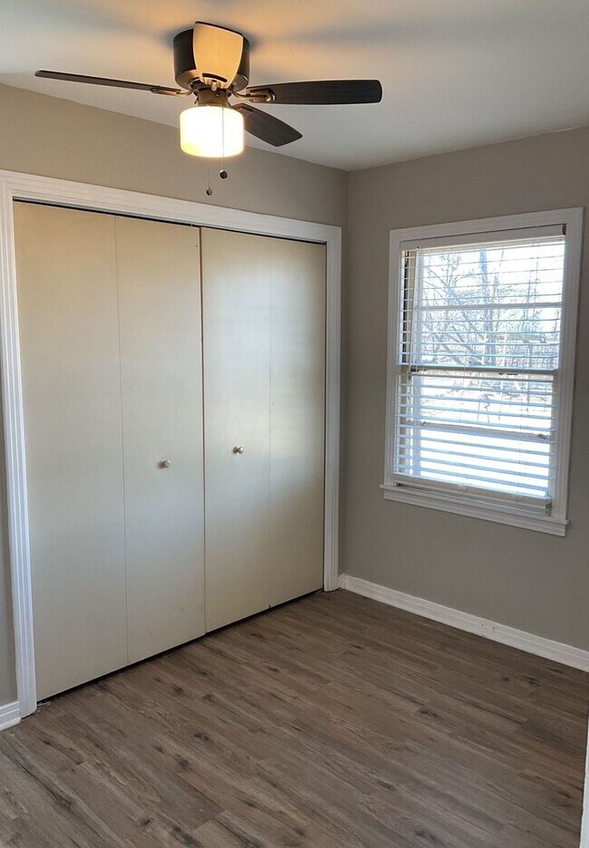 Building Photo - 920 Fannin Loop