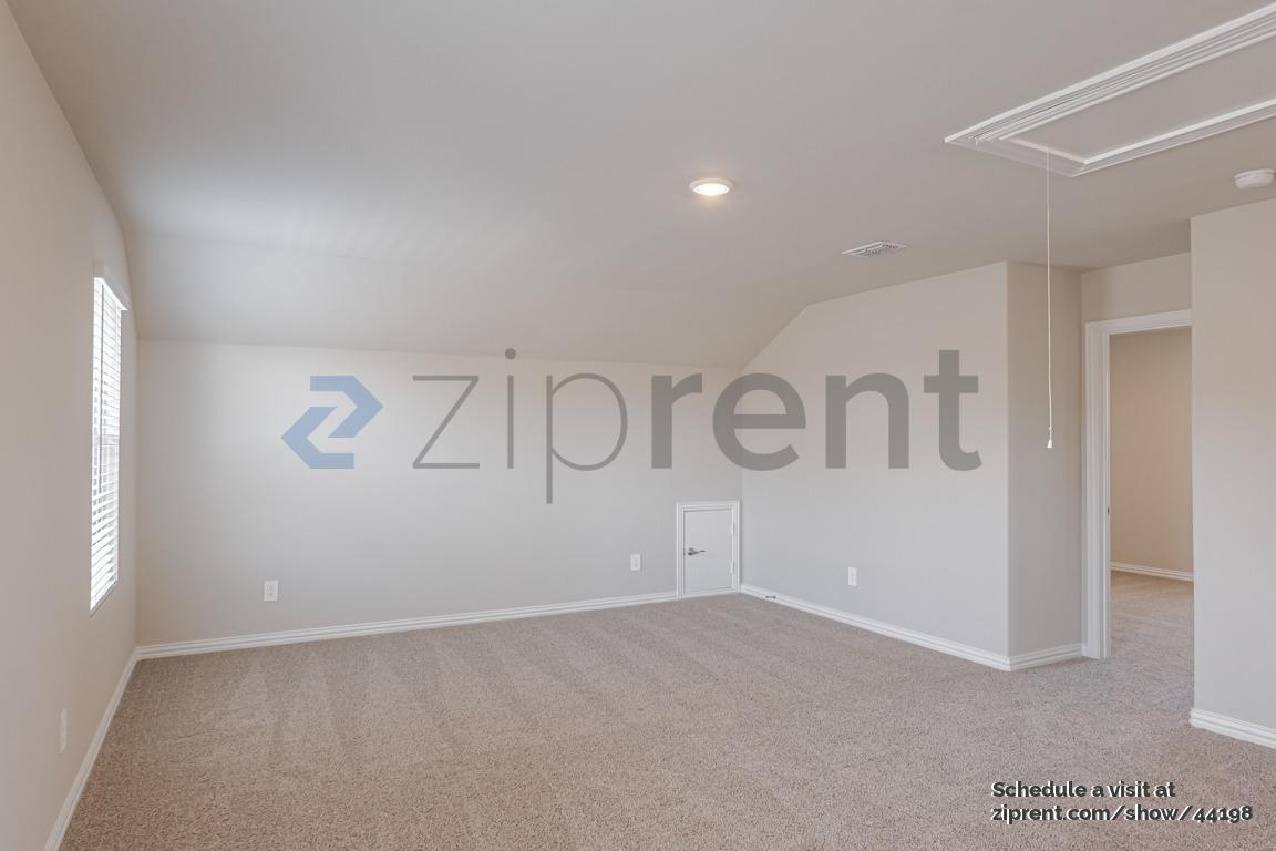 Building Photo - 3914 Walmer Wy