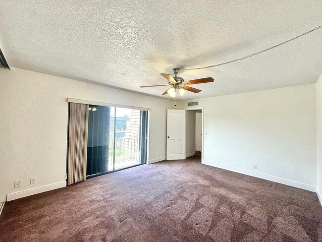Building Photo - 82 Lake Arbor Dr