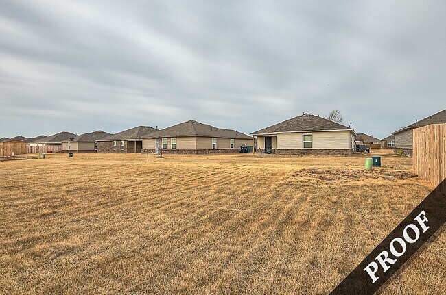 Building Photo - 7641 Leichter Ave