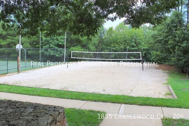Building Photo - 1855 Candlewood Ct