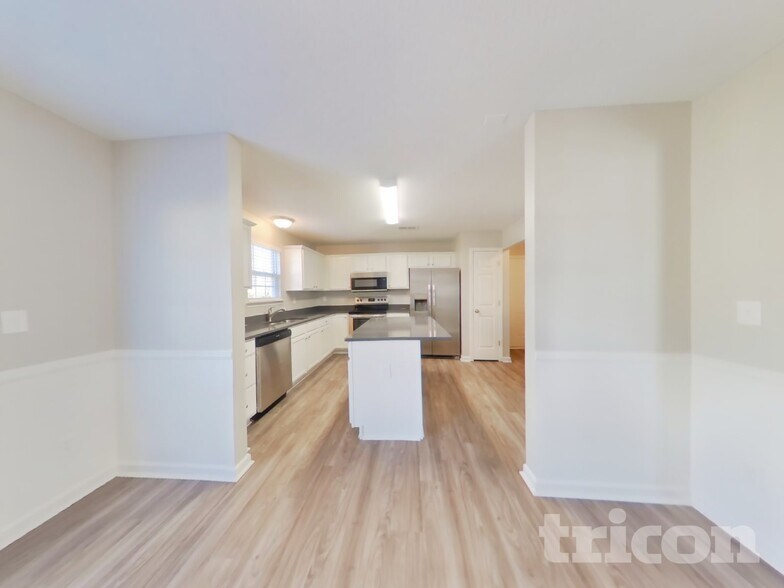 Building Photo - 3912 Farlow Rd