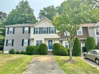 Building Photo - STAFFORD TOWNHOUSES - CLOSE TO QUANTICO
