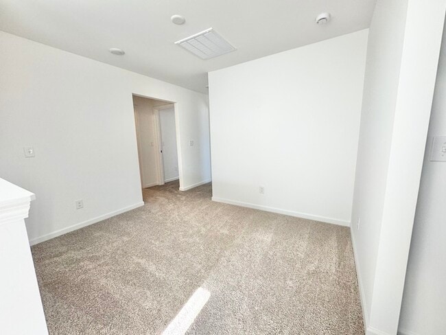 Building Photo - 4 br 2.5 ba New construction home in Kensington community in China Grove