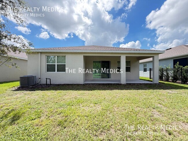 Building Photo - 8053 Penrose Pl