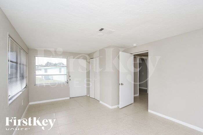 Building Photo - 3562 Harbor Blvd