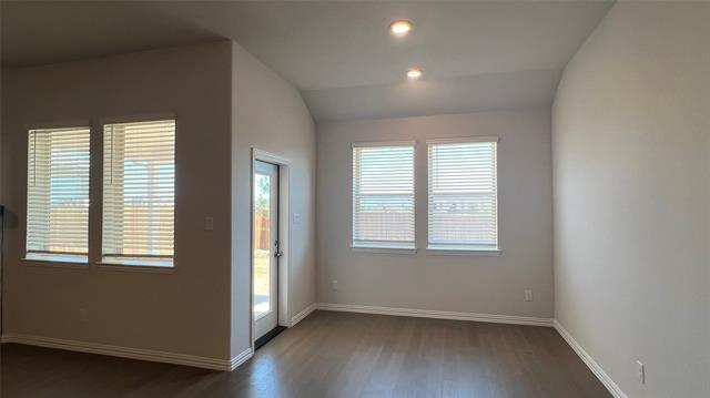 Building Photo - 3033 Burwick Ln