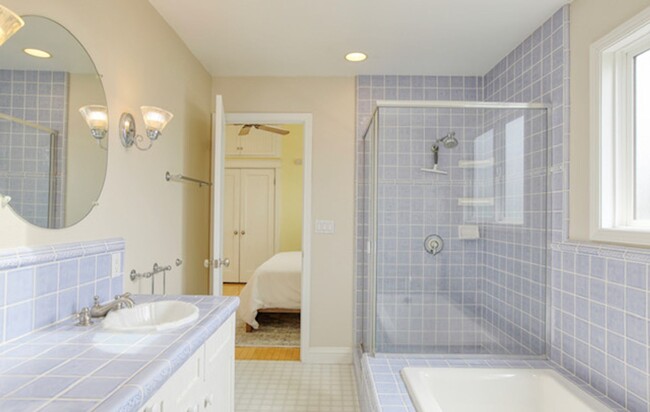 Building Photo - Beautiful Shell Beach Home