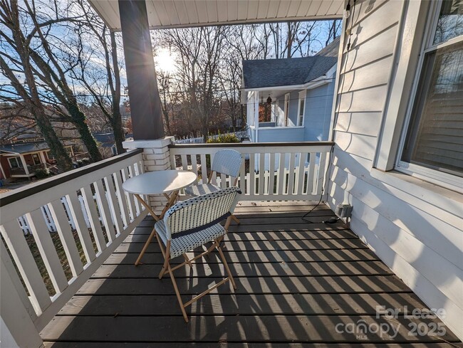 Building Photo - 28 Woodrow Ave