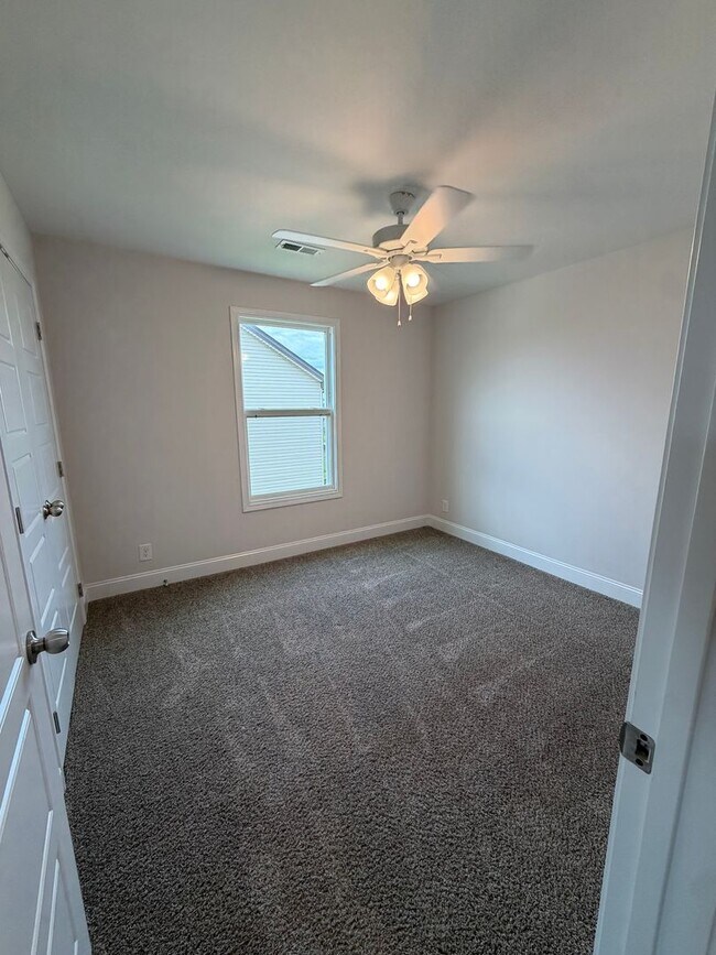 Building Photo - 2636 Rafiki Dr