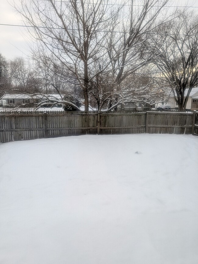 Building Photo - 1966 Alinda Ave