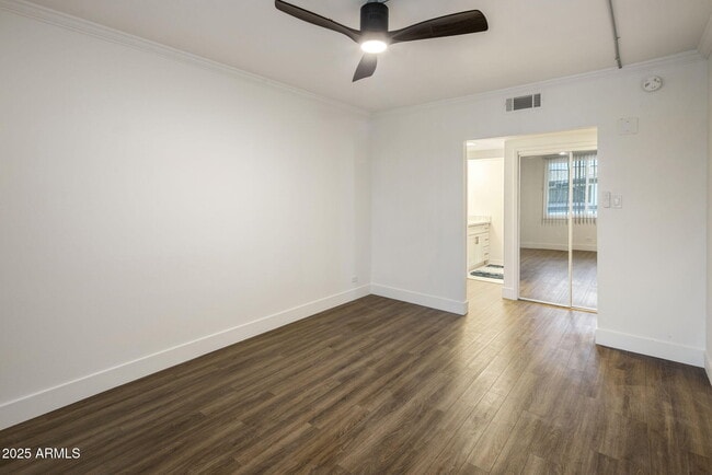 Building Photo - 6936 E 3rd St