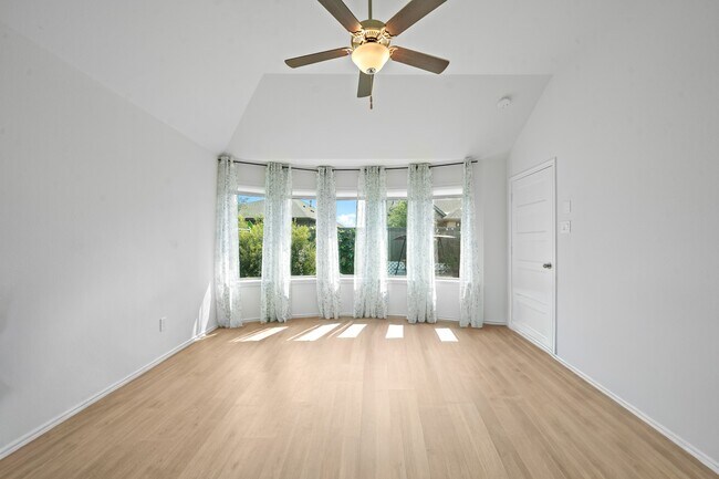Building Photo - 12919 California Palm Ct