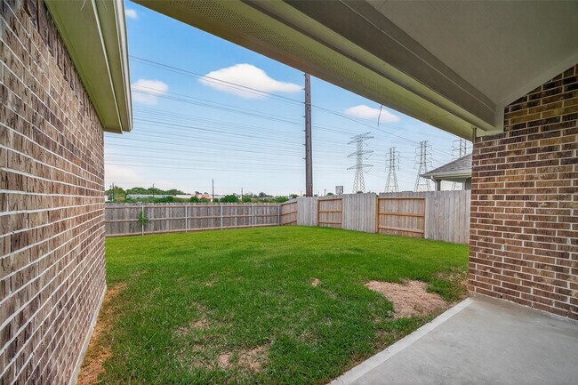 Building Photo - 3013 Myrtle Bch Ln