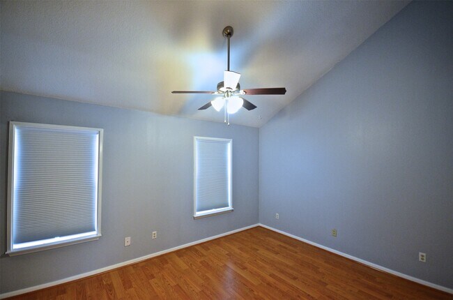 Building Photo - 2910 Grants Lake Blvd