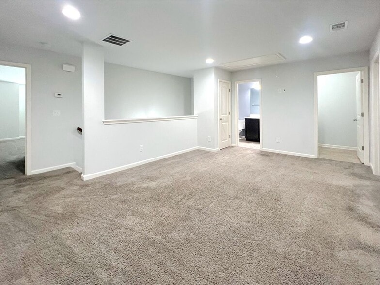 Building Photo - 6173 Roaring Rock Wy
