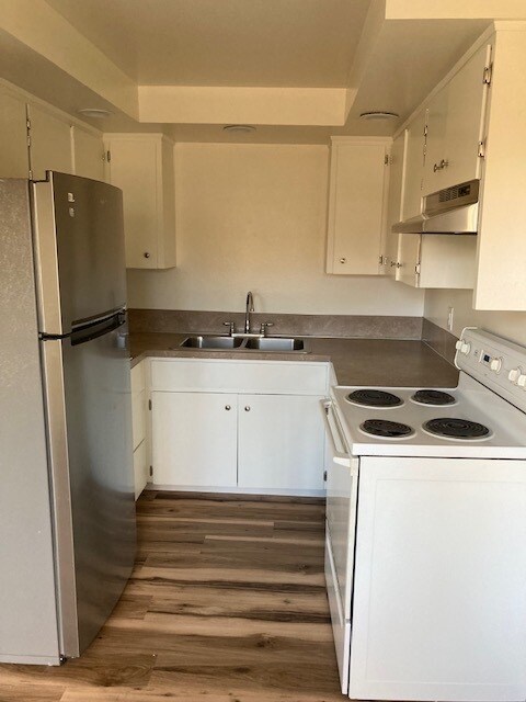cute retro kitchen - 3608 M St