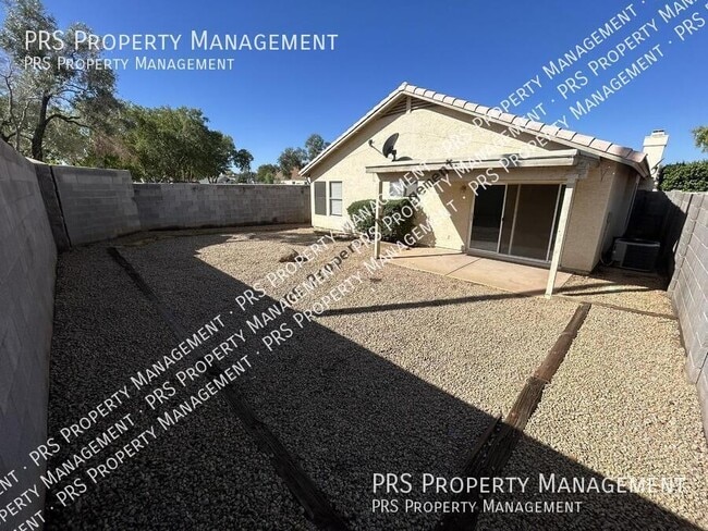Building Photo - 51 N Del Pueblo Pl