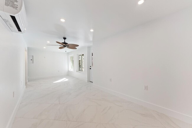 Building Photo - 1353 Black River Dr