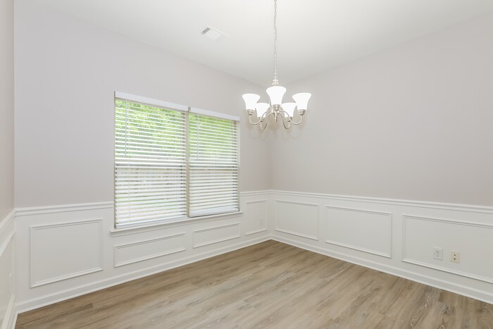 Building Photo - 7141 Silk Tree Pointe