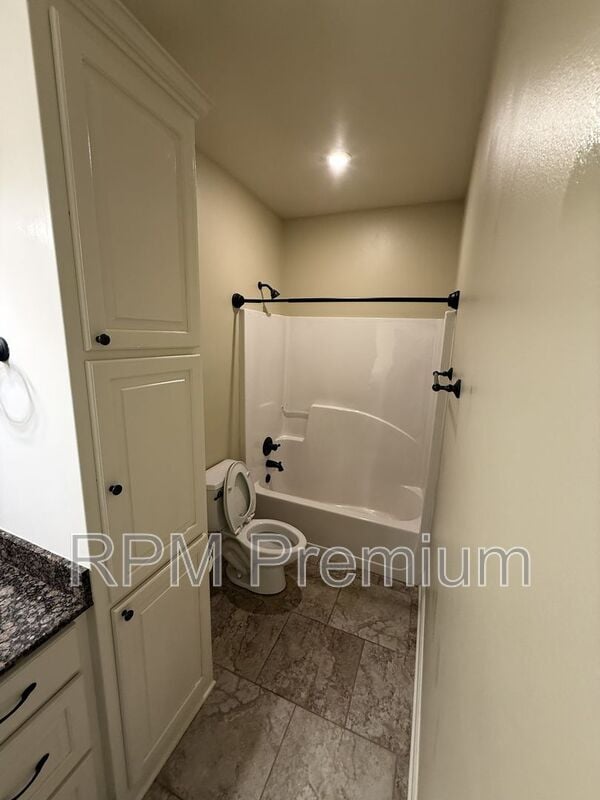 Building Photo - 17734 Spring Creek Dr