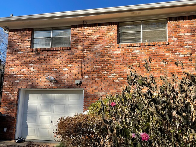 Building Photo - Austell Rental-Open House Saturday Feb. 22...