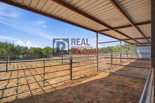 Building Photo - 14250 Co Rd 209
