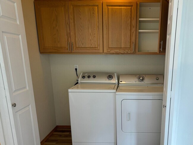 Building Photo - Beautiful 3 Bedroom Lacey House for Rent!