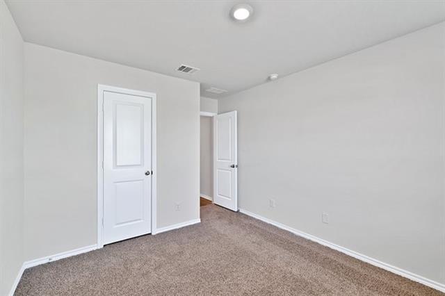 Building Photo - 1450 Saddlehorn Dr
