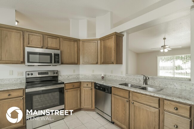 Building Photo - 971 Fairhaven St NE