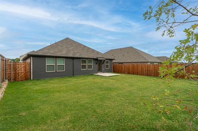 Building Photo - 2210 Gustavus Dr