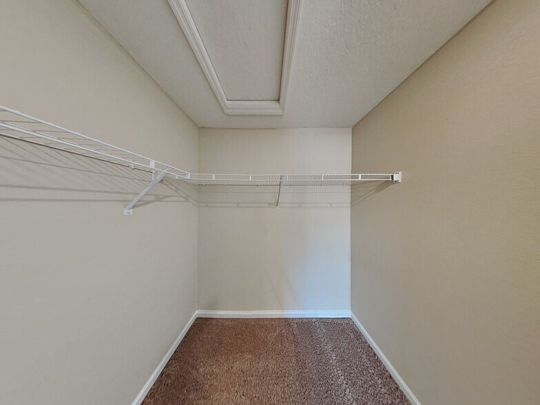 Building Photo - 144 Great Star Ct