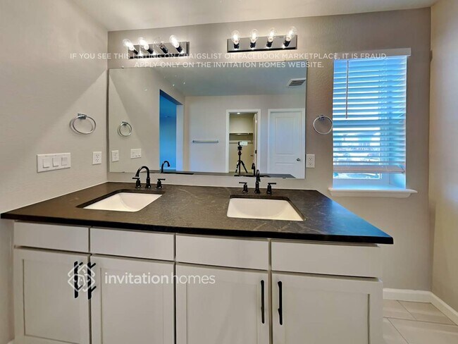 Building Photo - 148 Vista Canyon Dr