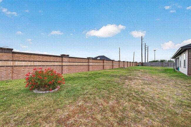 Building Photo - 3939 Hordley Ter Trl