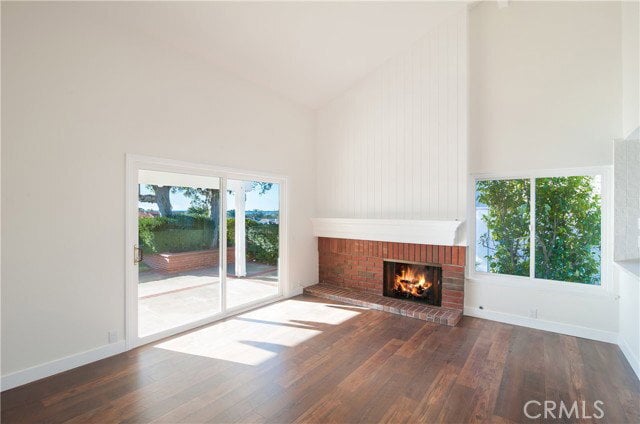 Building Photo - 30 Talmont