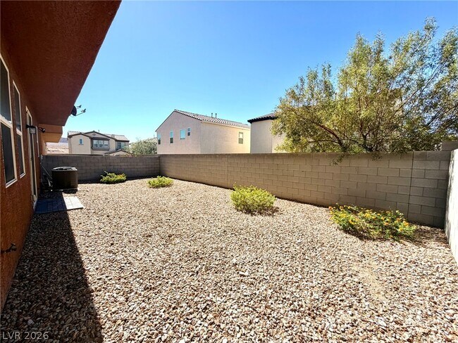 Building Photo - 6979 Painted Vista Ct