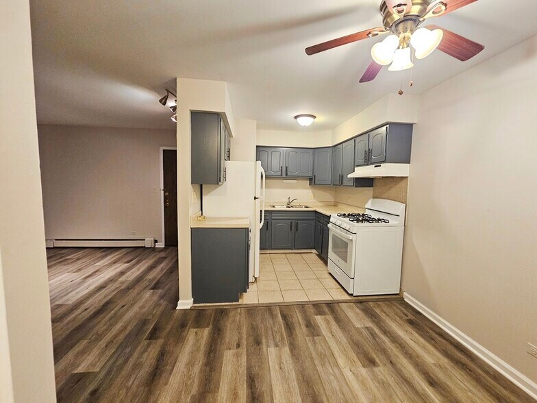 Building Photo - 865 Westmoreland Dr